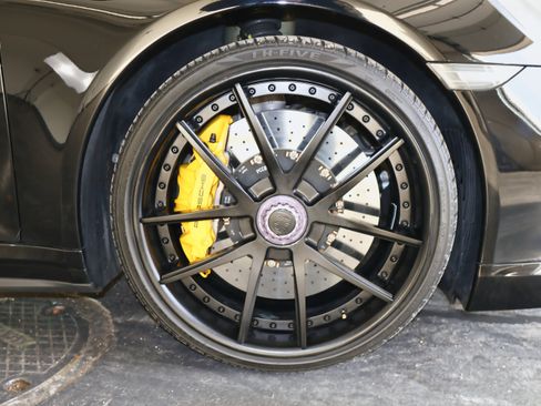 Used 2014 Porsche 911 Turbo S image 48