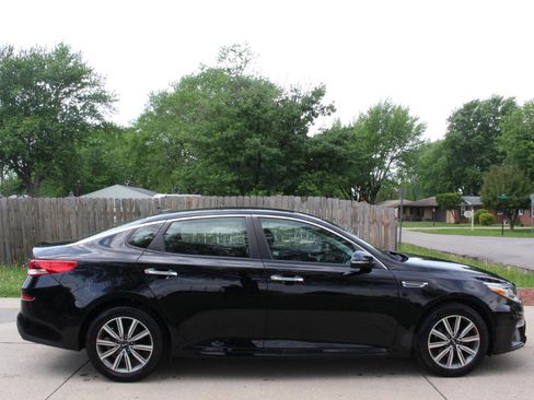 Used 2019 Kia Optima LX w/ LX 17" Wheel Package FWD image 11