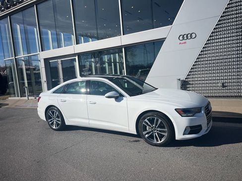 Used 2023 Audi A6 2.0T Premium w/ Convenience Package image 11