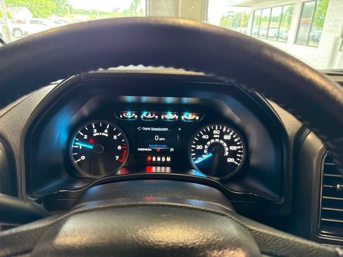 Used 2020 Ford F150 XLT w/ Equipment Group 302A Luxury AWD/4WD image 27
