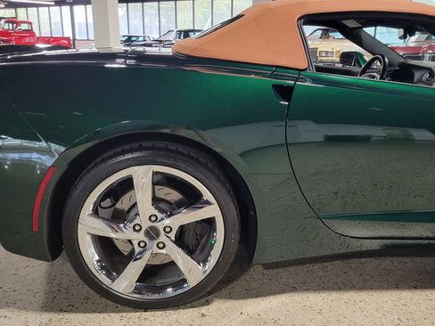 Used 2014 Chevrolet Corvette Stingray Convertible w/ 3LT Preferred Equipment Group RWD image 39