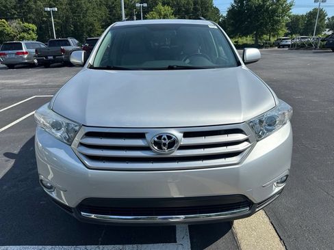 Used 2013 Toyota Highlander SE FWD image 8