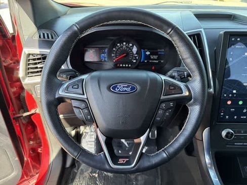 Used 2022 Ford Edge ST w/ Equipment Group 401A AWD/4WD image 20