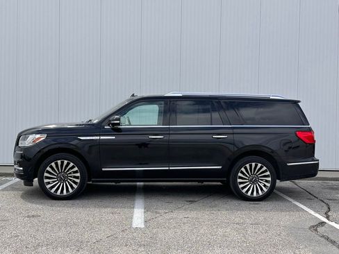 Used 2019 Lincoln Navigator L Reserve AWD/4WD image 2