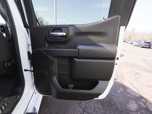 Used 2021 Chevrolet Silverado 1500 LT image 12