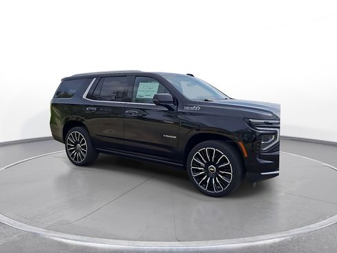 New 2025 Chevrolet Tahoe High Country AWD/4WD image 2