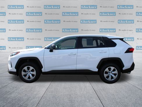 Used 2023 Toyota RAV4 LE FWD image 10