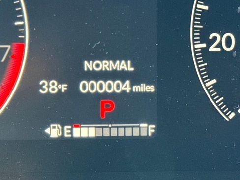 New 2026 Honda Odyssey Touring image 18