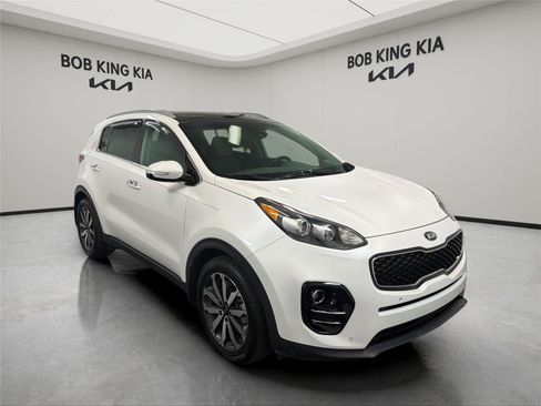 Used 2017 Kia Sportage EX w/ EX Technology Package FWD image 7
