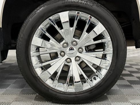 Used 2023 Chevrolet Silverado 1500 High Country image 38