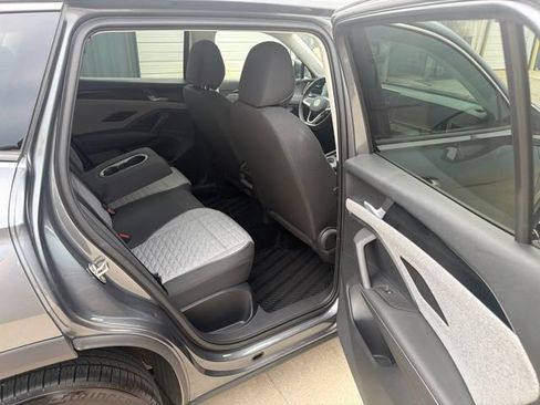 Used 2025 Volkswagen Tiguan S w/ 18" Wheel Package FWD image 21