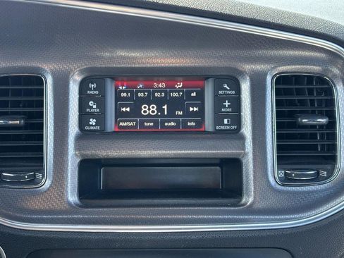 Used 2013 Dodge Charger SE image 22