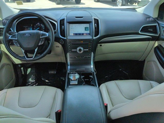 Certified 2019 Ford Edge Titanium FWD image 15