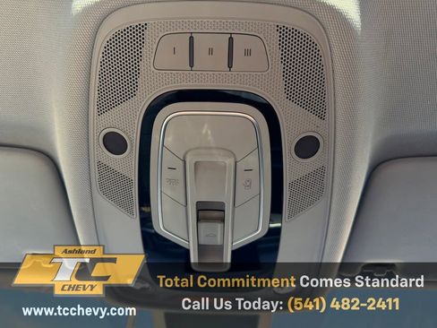 Used 2017 Audi A4 2.0T Premium image 23