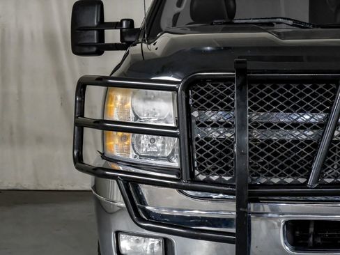 Used 2011 Chevrolet Silverado 3500 LTZ w/ LTZ Plus Package image 35