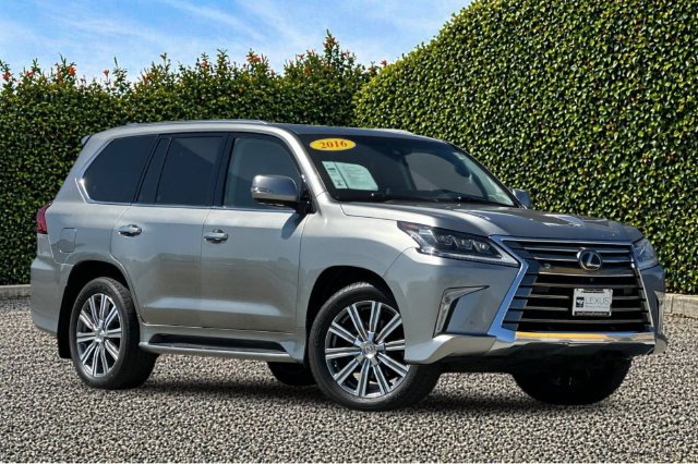 Used 2016 Lexus LX 570 4WD w/ Luxury Package image 2