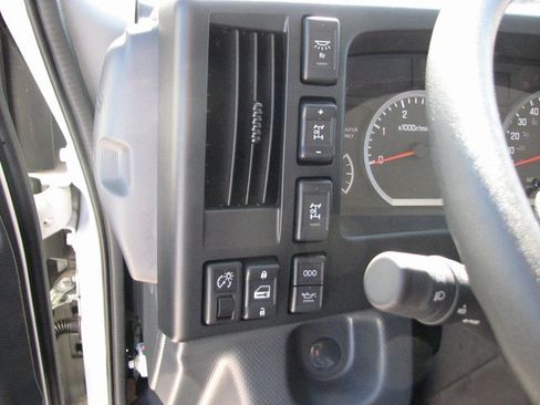 New 2023 Chevrolet Low Cab Forward 5500XD image 24