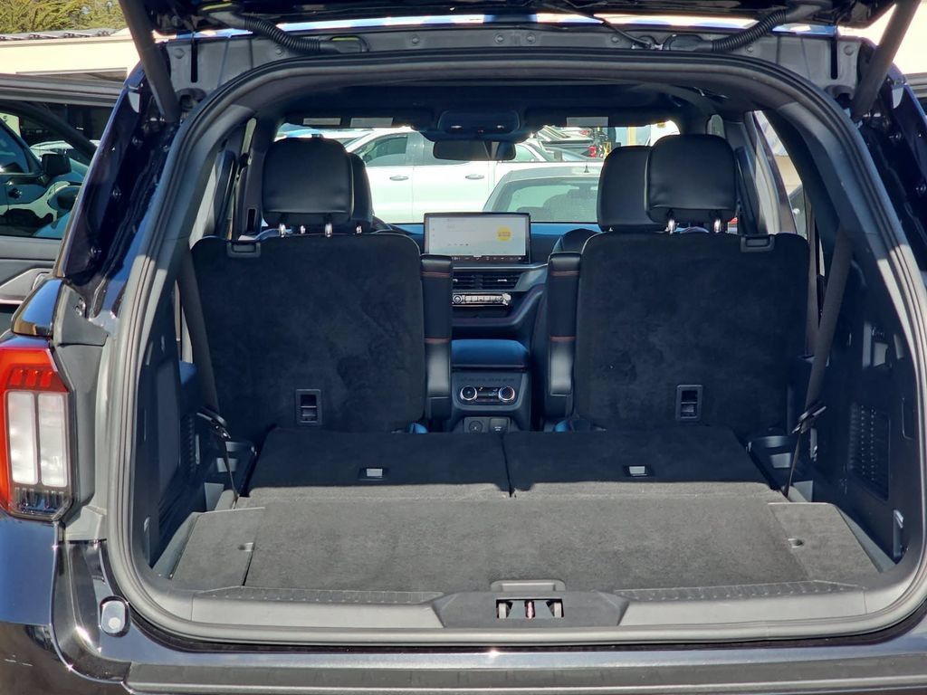 Used 2025 Ford Explorer ST w/ Sun And Sound Package AWD/4WD image 14