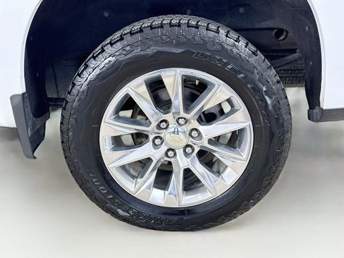 Used 2020 Chevrolet Silverado 1500 LTZ w/ LTZ Plus Package RWD image 33