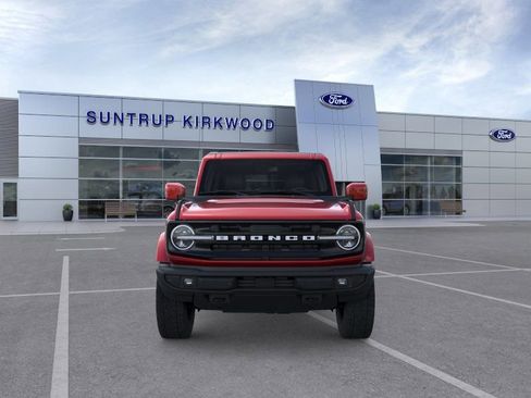 New 2026 Ford Bronco Outer Banks AWD/4WD image 8