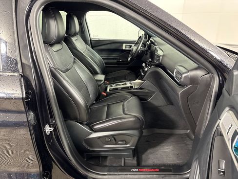 Certified 2023 Ford Explorer ST w/ Equipment Group 401A AWD/4WD image 7