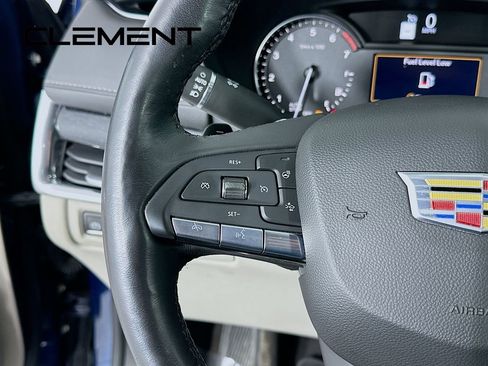 Used 2022 Cadillac XT4 Premium Luxury image 15