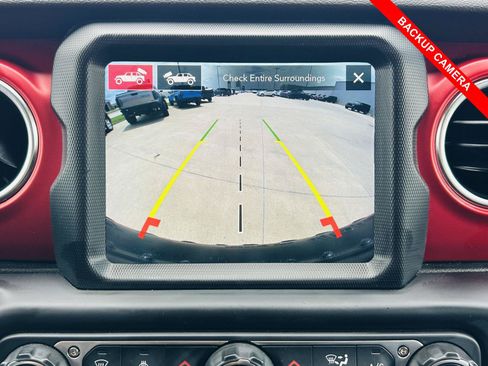 Used 2022 Jeep Wrangler Unlimited Rubicon w/ Xtreme Recon 35" Tire Package AWD/4WD image 8
