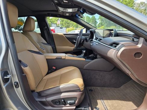 Used 2021 Lexus ES 350 w/ Accessory Package 2 FWD image 32