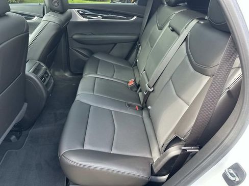 Used 2023 Cadillac XT5 Premium Luxury AWD/4WD image 11