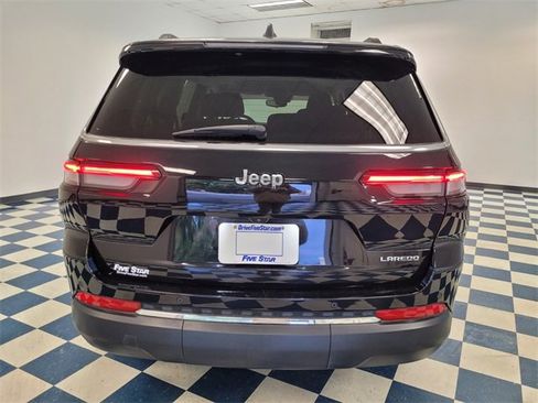 Used 2023 Jeep Grand Cherokee L Laredo image 6