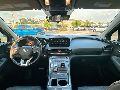 Used 2023 Hyundai Santa Fe SEL FWD image 3