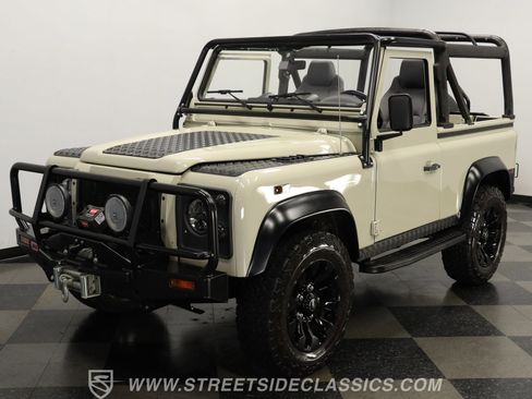 Used 1994 Land Rover Defender 90 AWD/4WD image 18