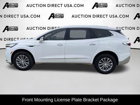 Used 2022 Buick Enclave Essence FWD image 3