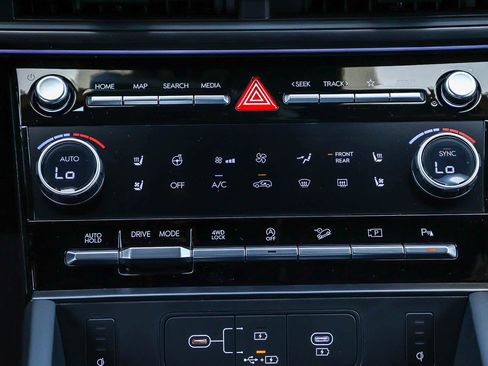 New 2026 Hyundai Santa Fe Calligraphy AWD/4WD image 18