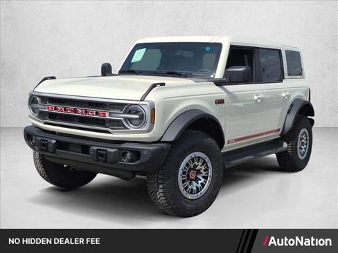 New 2026 Ford Bronco Outer Banks AWD/4WD image 1