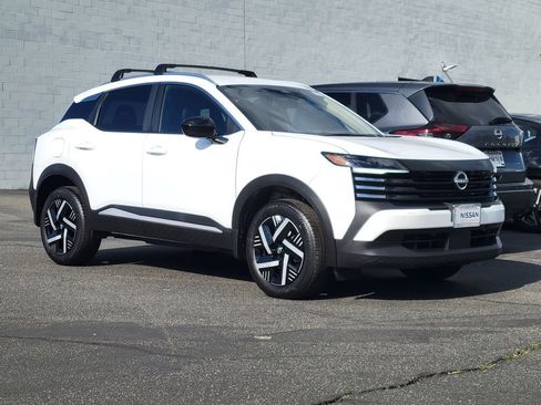 New 2026 Nissan Kicks SV w/ Cold Weather Package image 14