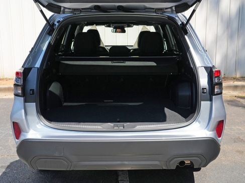 Used 2026 Subaru Forester Premium AWD/4WD image 10