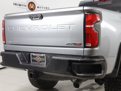 Used 2025 Chevrolet Silverado 2500 ZR2 image 44