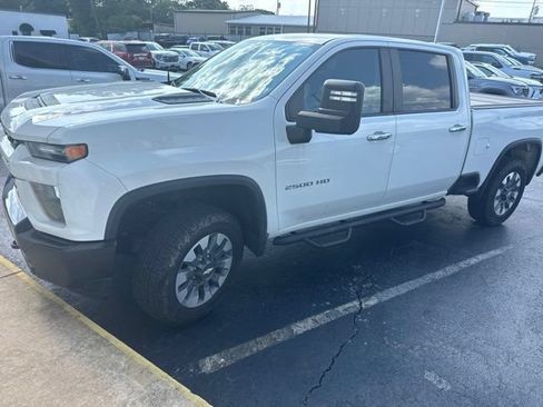 Used 2022 Chevrolet Silverado 2500 Custom w/ Gooseneck/5TH Wheel Package AWD/4WD image 2