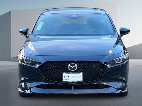 New 2025 MAZDA MAZDA3 Hatchback w/Premium Plus Pkg image 8