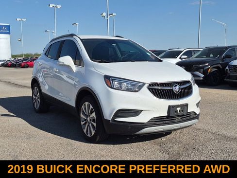 Used 2019 Buick Encore Preferred image 1
