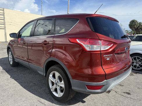 Used 2015 Ford Escape SE FWD image 5