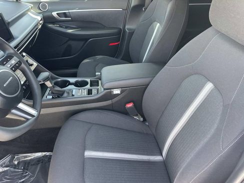 Certified 2025 Hyundai Sonata SE image 20