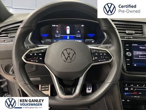Used 2024 Volkswagen Tiguan SE R-Line AWD/4WD image 13