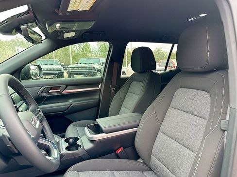 New 2026 GMC Terrain Elevation w/ Technology Package II image 8