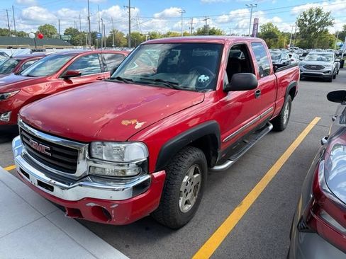 Used 2005 GMC Sierra 1500 SLE w/ Light Duty Power Package AWD/4WD image 1