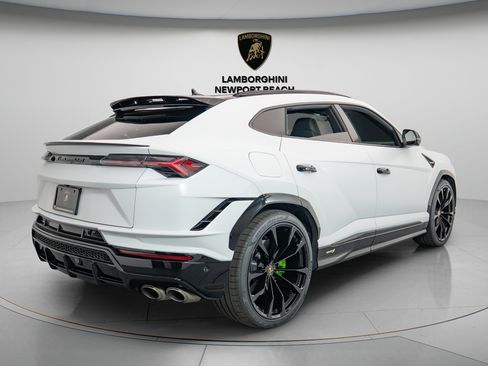 Used 2024 Lamborghini Urus S AWD/4WD image 6