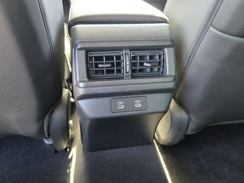 Used 2023 Honda Accord Touring image 15