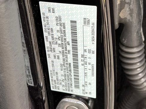 Certified 2023 Ford Escape SE w/ PHEV Premium Package image 25