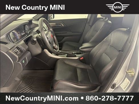 Used 2017 Honda Accord Sport Special Edition image 11